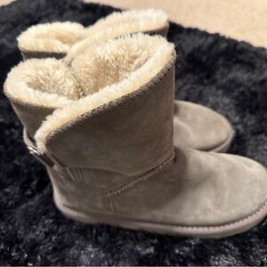 Cozy Faux Fur Slippers